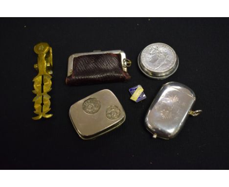 A combined sovereign and vesta case; sovereign scales; Victorian crown snuff box, etc (6)