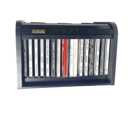 THE BEATLES - LPs / 7" / CDs. A collection of 8 x LPs, 17 x 7" and 15 CDs. Titles include The Beatles roll top 16 CD Box Set 