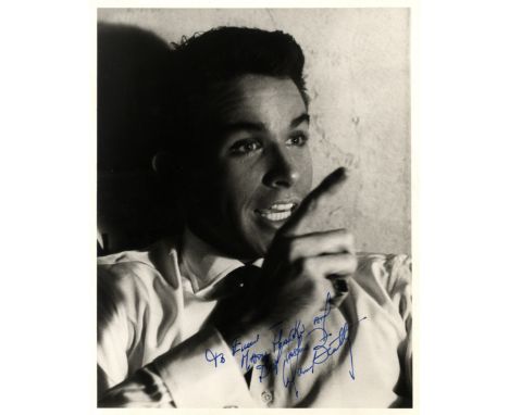 BEATTY WARREN: (1937-     ) American Actor, Academy Award winner. Vintage signed and inscribed 8 x 10 photograph of Beatty in