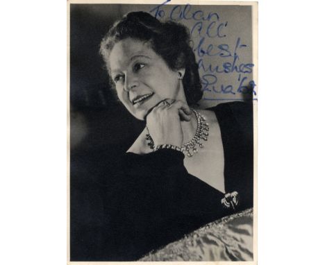 OPERA: Selection of signed postcard photographs and slightly larger by various opera singers including Regine Crespin, Lucia 