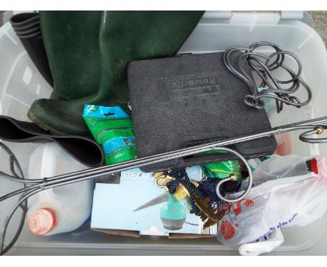 Lot to include tools, wellington boots, boxed steam cleaner and similar.