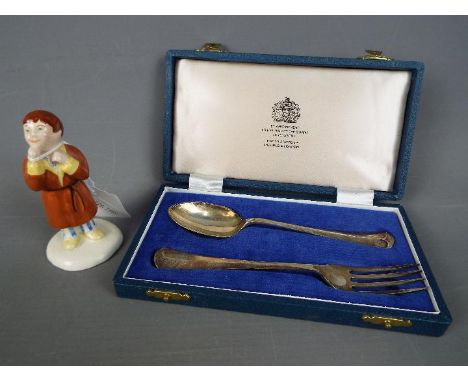 A cased Mappin &amp; Webb hallmarked silver spoon and fork set, Sheffield assay, approximately 65 grams, along with a Royal D