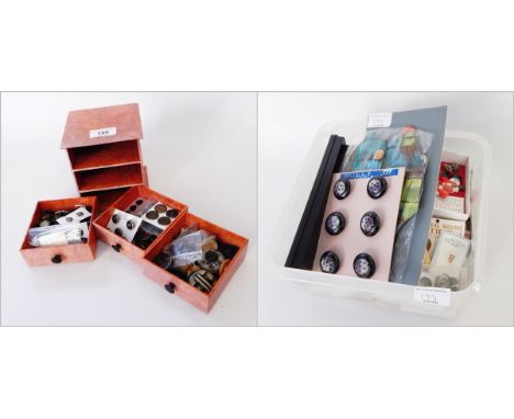 Assorted buttons, some on original cards including celluloid buttons, cloak buttons, novelty buttons, mourning buttons, etc. 