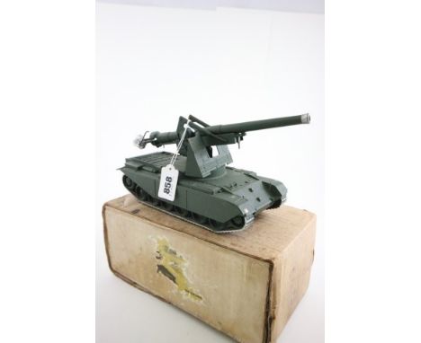 Boxed Britains Military Equipment 2175 Self Propelled 155mm Gun in gd condition, box poor