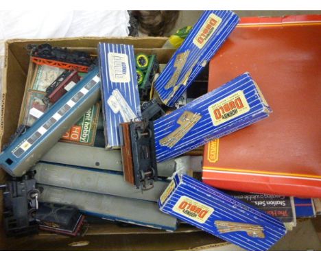 Box of OO Gauge Model Railway Items to Include Boxed Hornby R534 Country Station, Diesel Engine, Rolling Stock Etc plus 4 Box