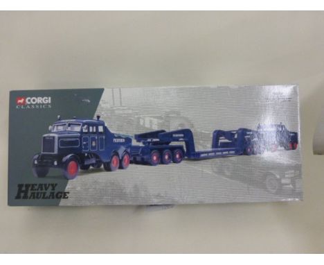 Boxed Corgi Heavy Haulage 17701 Pickfords 2 Scammell Constuctor and a 24 Wheel Low Loader Set with certificate (excellent)