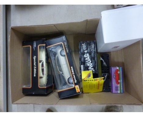 Two boxed 1:18 Maisto Jaguars, boxed E-Type Jaguar Magic Crystal etc