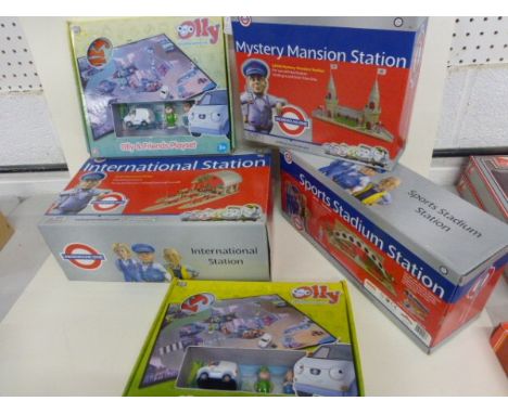 Three boxed Underground Ernie Stations from Bachmann Underground sets including UE308 Mystery Mansion, UE301 International an