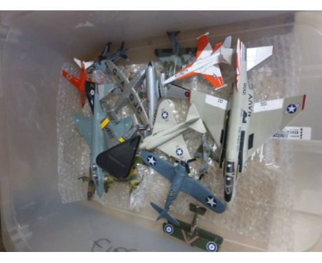 17 Die Cast Planes Featuring Dinky, Corgi, Atlas Etc Including Dinky York, Gloster Javelin, 736 Hawker Hunter Etc