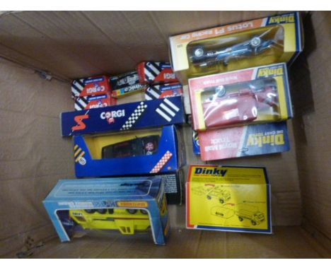 14 Boxed die cast vehicles inc Dinky 384, 385 & Corgi 805, Matchbox Super Kings K-12 Hercules Mobile Crane etc     