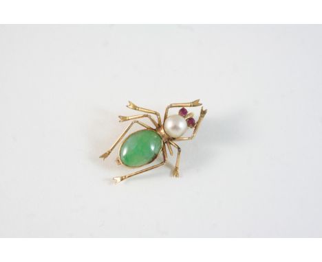 A JADE, CULTURED PEARL AND GOLD INSECT BROOCH 3.5cm. long.
