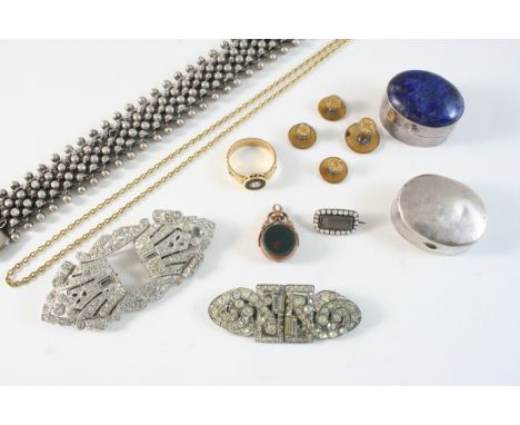A QUANTITY OF JEWELLERY including an 18ct. gold black enamel, pearl and hair mourning ring, a Georgian pearl brooch, the cent
