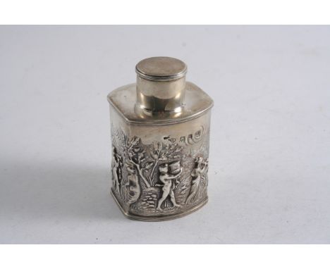 A LATE VICTORIAN TEA CADDY with a pull-off cover & embossed figural decoration around the sides, by T. Hayes, Birmingham 1897