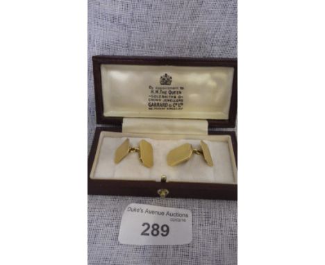 A PAIR OF GENTLEMAN'S 18CT YELLOW GOLD CUFFLINKS, with engine-turned decoration, in a fitted Garrard & Co Ltd presentation ca