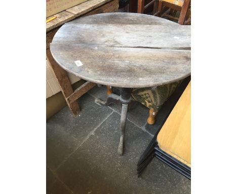 A Georgian tripod table 