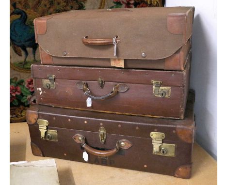 Pukka Luggage brown canvas trunk with lift out tray, 76cm by 45cm by 25cm, Finnigans Manchester tan leather suitcase, with ou