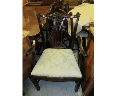 Set of ten (eight plus two) good quality reproduction mahogany dining chairs in Chippendale style with a pierced splat back, 