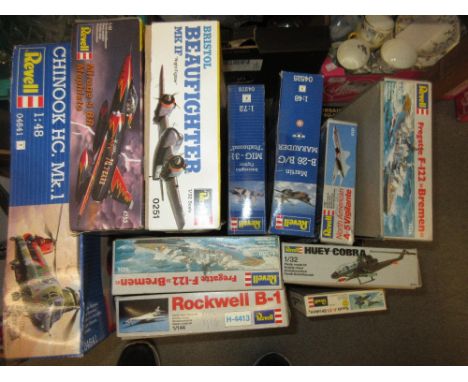 Quantity of various Revell scale models 
