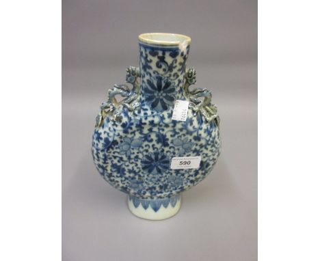 Chinese porcelain moon flask with blue and white floral decoration and dragon handles (at fault) 