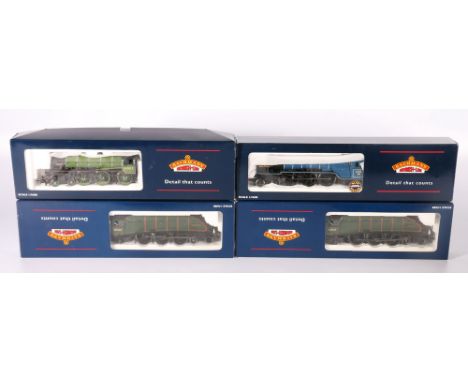 Bachmann Branchline OO gauge model railways including 32-553 4-6-2 North British tender locomotive 60161 BR blue, 31-958 4-6-