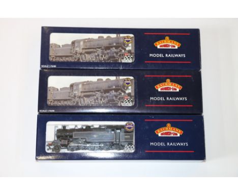 Three Bachmann Branchline OO gauge DCC ready model railway locomotives including 32877 4-6-4 Fairburn tank locomotive 42073 B