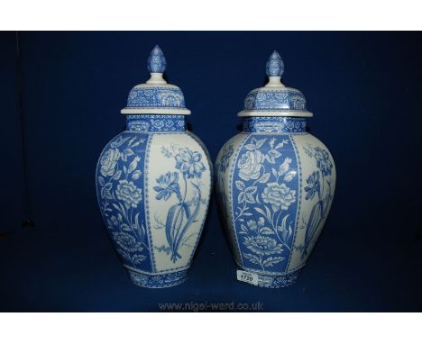 A pair of blue and white limited edition ''Spode Signature Collection'' lidded Vases with floral pattern, nos. 555/750 and 68