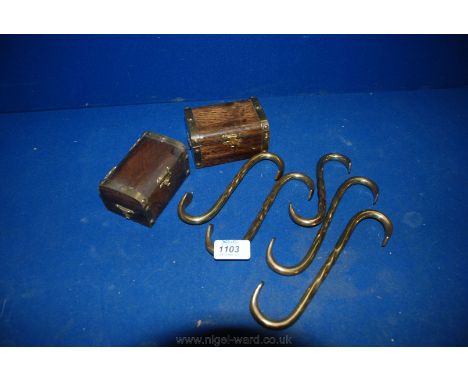Five Brass 'S hooks' with two trinket boxes.
