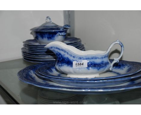 An Alfred Meakin part Dinner Service, flo blue design, comprising five Dinner Plates, three graduated Meat Plates, five Tea P