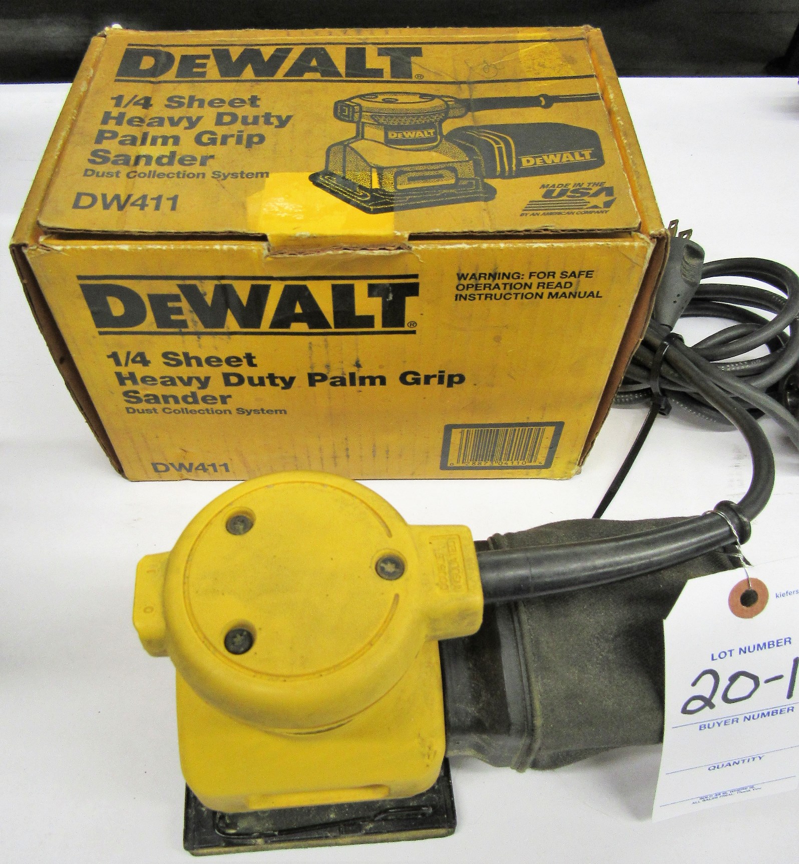 DeWalt DW411 1/4" Sheet Heavy Duty Palm Grip Finishing Sander & 53/8