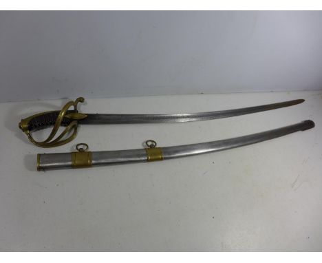 A REPLICA NAPOLEONIC WAR IMPERIAL FRENCH LIGHT CAVALRY SWORD AND SCABBARD, 82CM BLADE, LENGTH 99CM 
