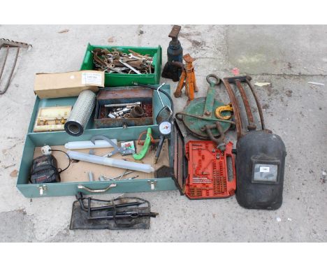 AN ASSORTMENT OF TOOLS TO INCLUDE SPANNERS, A WELDING MASK AND A PULLEY WHEEL ETC 