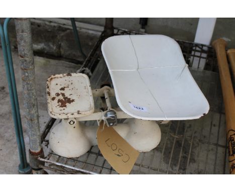A SET OF VINTAGE KITCHEN BALANCE SCALES 