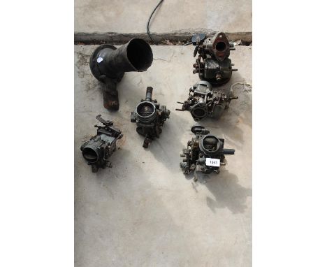 AN ASSORTMENT OF VINTAGE VEHICLE SPARES TO INCLUDE FIVE CARBURETTORS WEBBER ETC