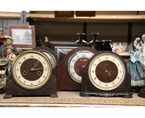 FIVE MAHOGANY AND OAK FRAMED VINTAGE MANTLE CLOCKS, TO INCLUDE SMITHS 
