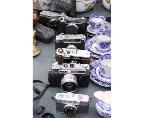 A MIXED LOT OF YASHICA VINTAGE CAMERAS 