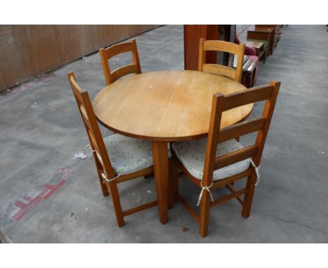 A CIRCULAR OAK DINING TABLE, WITH FOUR OAK LADDER BACK DINING CHAIRS WITH RUSH SEATS, DIAMETER 111CM 