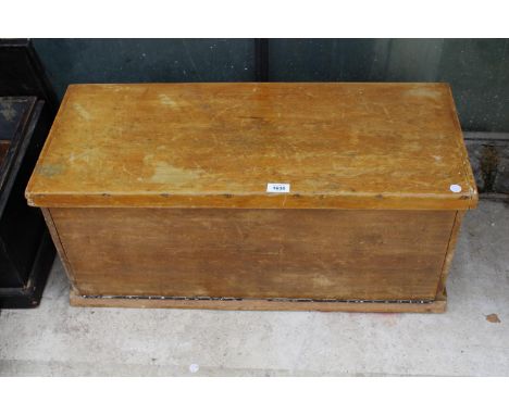 A VINTAGE PINE TOOL CHEST 