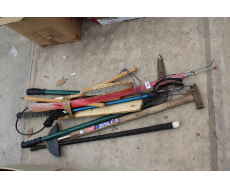 AN ASSORTMENT OF ITEMS TO INCLUDE GARDEN TOOLS AND SPORT EQUIPMENT ETC 
