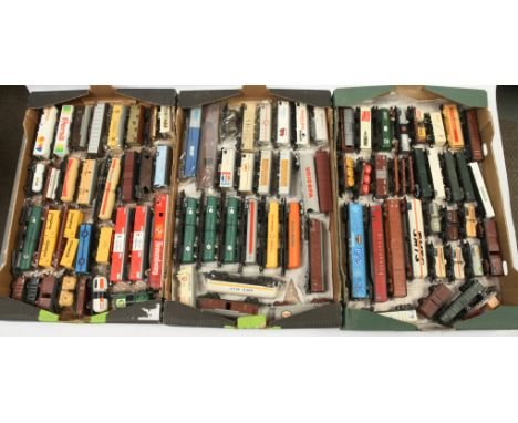 Lima, Jouef, Piko &amp; others. Group of HO unboxed wagons. To include Lima "Pfizer Chemicals" bogie tank, Jouef "Elf" bogie 