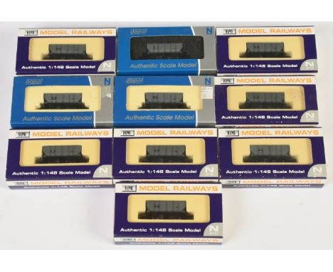 Dapol N Gauge. Group of 10x BR 21T Hopper wagons. To include NB038A, NB038C, 2x NB-118, plus others, some duplication in the 
