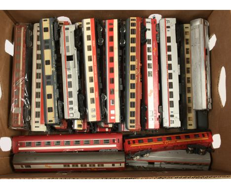 Lima, Jouef HO. Group of unboxed European Coaches. To include FS Cream / Grey Baggage Car, DSG Cream / Red Speisewagen, Trans
