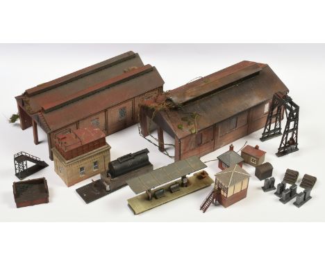 Bachmann OO Hornby Railside Buildings and Other scenic items - Assortment of resin cast buildings and Plastic assembled kits 