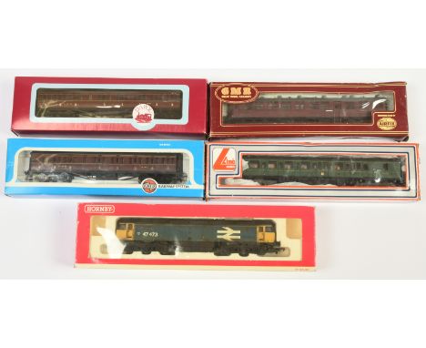 Hornby (China) OO Plus Lima &amp; Dapol Locomotive and Carriages - Hornby R2254B Class 47, Weathered to an Excellent standard