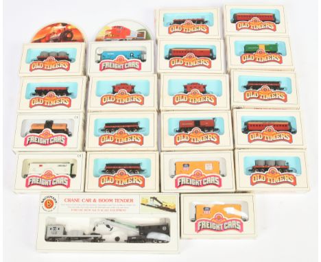 Bachmann N Gauge mixed group of mainly Wagons to include Ref 56-1210-02 250 ton Crane &amp; Boom "Santa Fe", Ref 53-1012-01 4