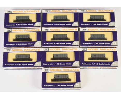 Dapol N Gauge. Group of BR 21T Hopper wagons. To include NB038A, NB038C, NB038D, plus others, some duplication in the lot. Co
