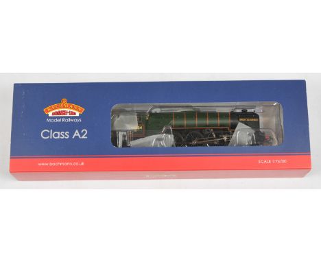 Bachmann Branchline OO 31-529 BR green Class A2 No.60534 "Irish Elegance". Conditions: Excellent Plus to Near Mint in Excelle