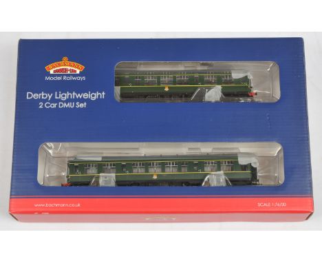 Bachmann OO 32-516 Derby Lightweight 2-car DMU BR Green With Speed Whiskers - Conditions: Excellent in Good to Excellent boxe