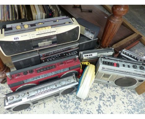 VARIOUS VINTAGE PORTABLE RADIO CASSETTE PLAYERS 