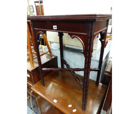 A GEORGIAN STYLE MAHOGANY FOLD OVER CARD TABLE 