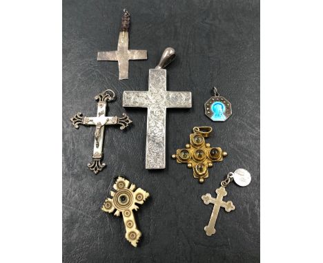 A LARGE VINTAGE SILVER ENGRAVED CROSS, A BONE STANHOPE CROSS DEPICTING THE IMMACULATE CONCEPTION, A SILVER CROSS SIGNED JANE 